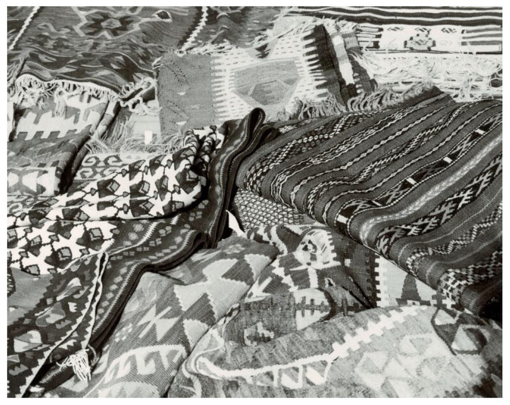 Rugs, image 1