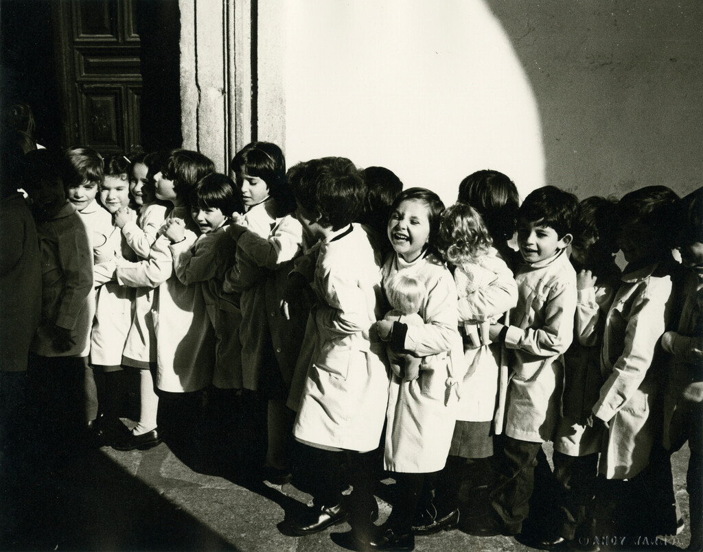 Schoolchildren in Spain, image 1