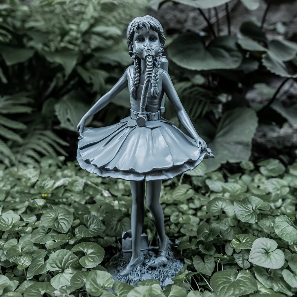 TOXIC BALLERINA, image 1
