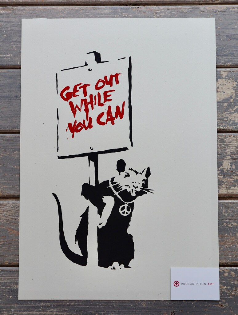 Banksy, Get Out While You Can (서명 없음), 2004