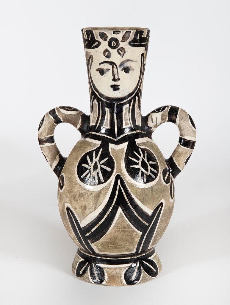 Vase à deux anses hautes, la reine (A.R.213), image 1
