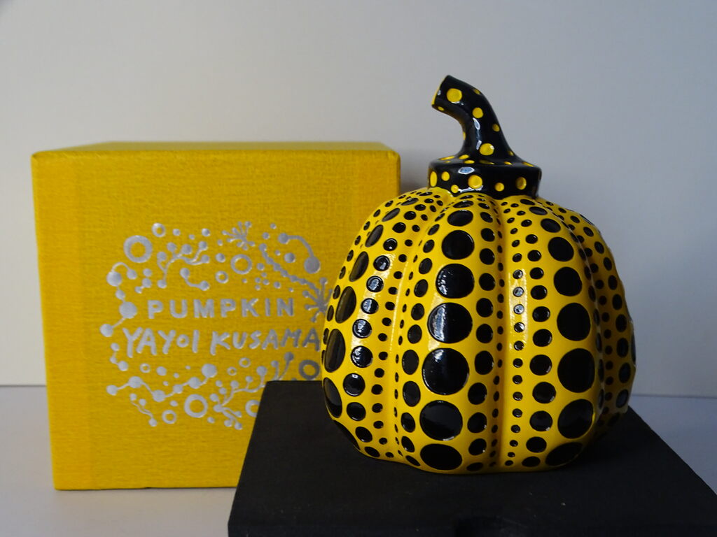 Yayoi Kusama, Pumpkin yellow, 2015