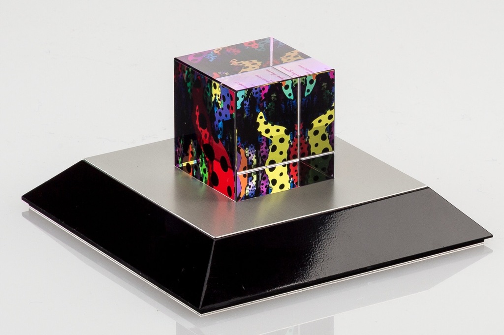 Yayoi Kusama, Cube Love is Calling (Japanese Version), 2013