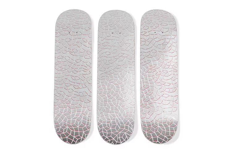Yayoi Kusama, INFINITY NETS MIRROR TRIPTYCH SKATEDECKS, 2018